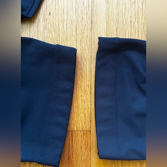 Lululemon Men’s ABC Slim-Fit Trouser 32" *Warpstreme
True Navy Blue
Size 34 - Picture 10 of 15